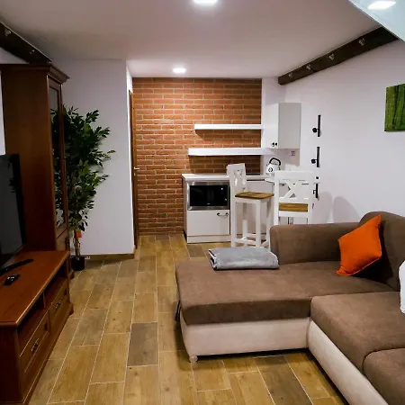 Apartmanovy Dum 13 Mezonet 2