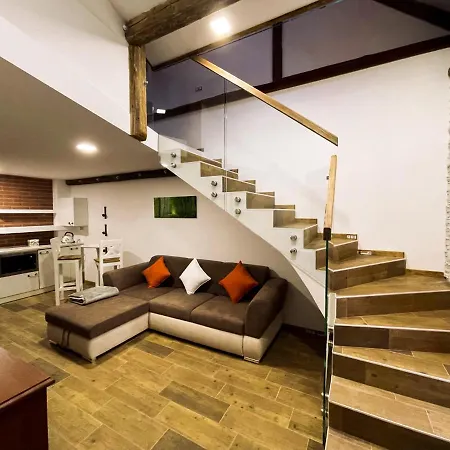 Apartmanovy Dum 13 Mezonet 2 * Seč