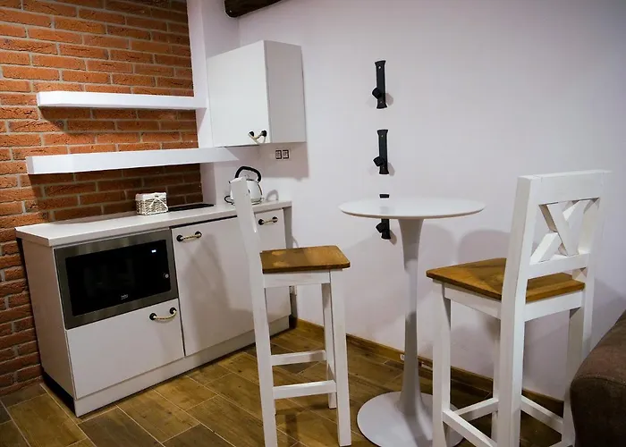 Apartmanovy Dum 13 Mezonet 2 아파트 Seč
